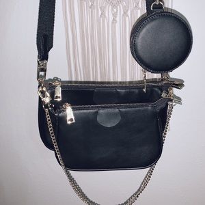 Black multi purse